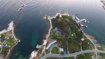 Clifty Cove Motel