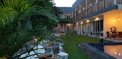 Dejavu Hotel