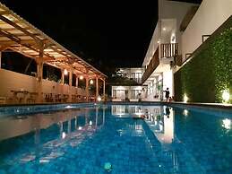 Dejavu Hotel