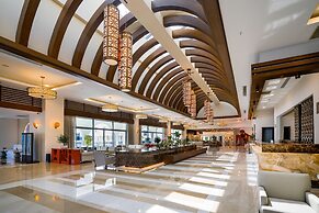 Side Aluna Hotel