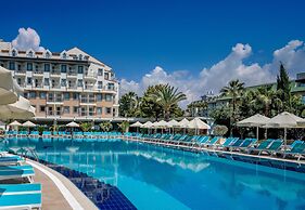 Side Aluna Hotel