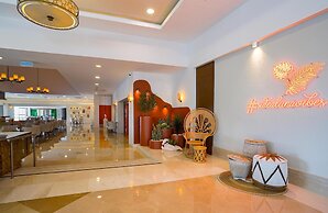 Side Aluna Hotel