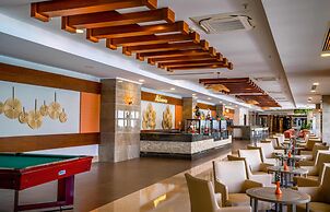 Side Aluna Hotel