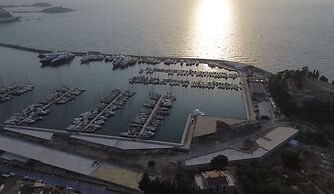 Suhan Seaport Hotel