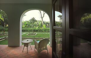 The Apsara Rive Droite