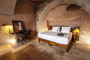 Millstone Cave Suites