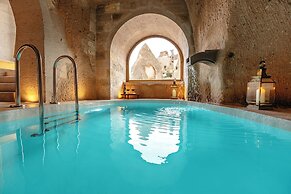 Millstone Cave Suites