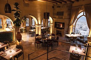 Millstone Cave Suites