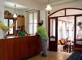 Hotel Artemon