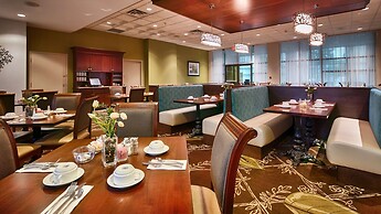 Best Western Plus The Arden Park Hotel