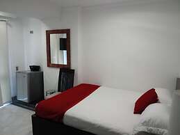 Hotel Calasanz Real