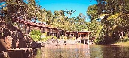 Bamboo Cottages
