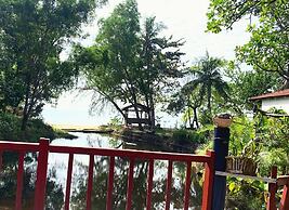 Bamboo Cottages