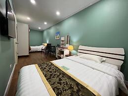 Beach Garden Hotel