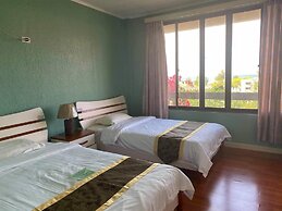Beach Garden Hotel