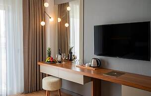 Side Story Resort & Spa
