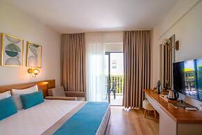 Side Story Resort & Spa