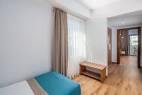 Side Story Resort & Spa
