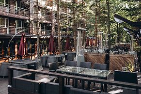 Aurora Park Hotel