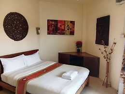 Baan Tropicana