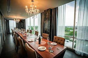 Sky Dome Resotel