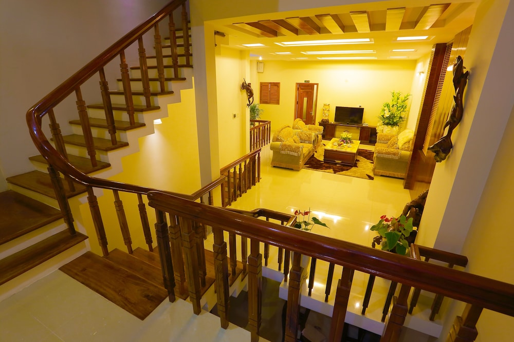 Hoang Thu Homestay