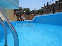 Sunrise Hotel