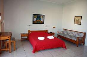 Sunrise Hotel