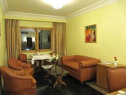Hotel Ritz Plaza