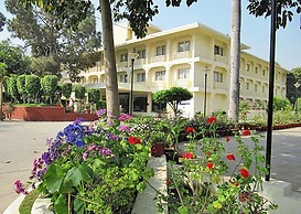 Hotel Ritz Plaza