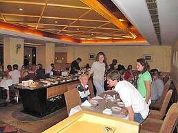 Hotel Ritz Plaza