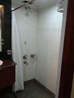 Hotel Ritz Plaza