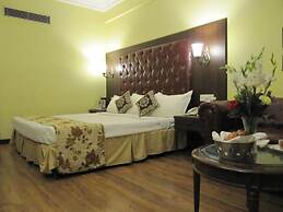 Hotel Ritz Plaza