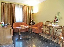 Hotel Ritz Plaza