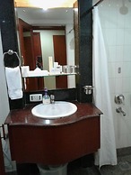 Hotel Ritz Plaza