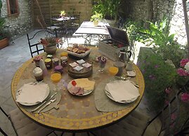 Maison Carles BnB