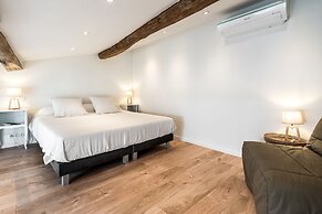 Maison Carles BnB