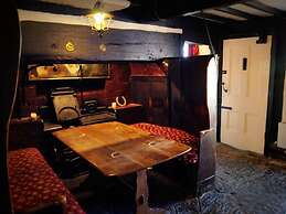 The Mount Inn