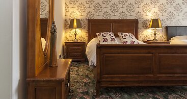 Bank Guest House