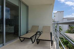 Magia Beachside by Bric