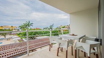 Magia Beachside by Bric