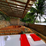 El Galleon Beach Resort Asia Divers