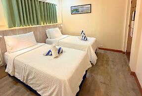 El Galleon Beach Resort Asia Divers