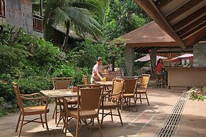 El Galleon Beach Resort Asia Divers