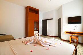 Aquarius Star Hotel