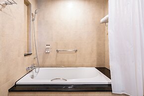 Lani Chiang Mai Hotel