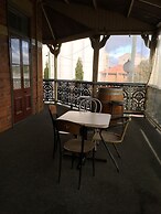 Carrollee Hotel