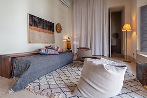 Riad Talaa12