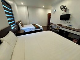 Family Transit Hotel