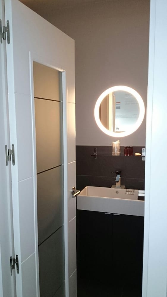Diezmadrid Hostal